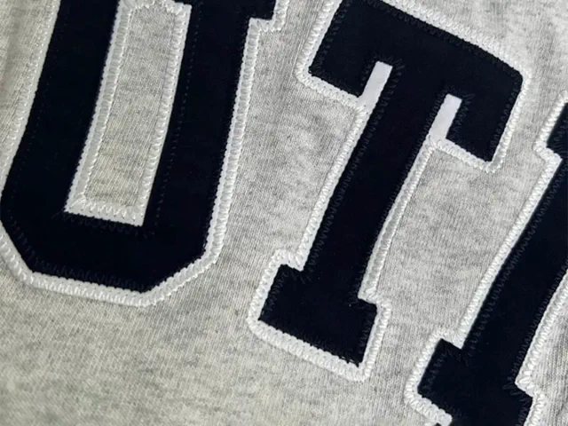 オリジナルTシャツ企画向けアップリケと刺繍ステッチのディテール