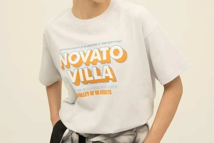 T-shirts & Tops