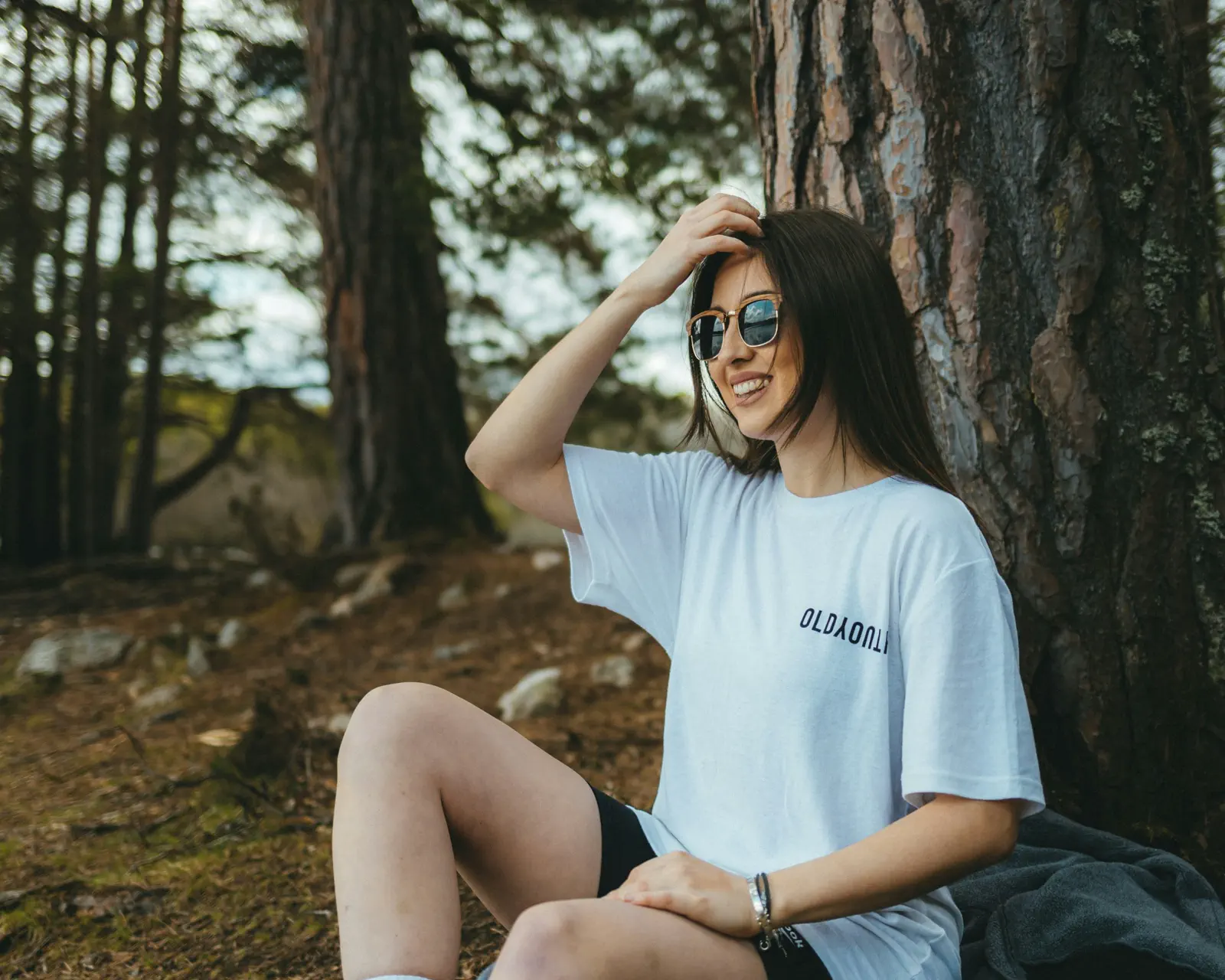 OEM・プライベートブランド向けTシャツ、ポロシャツ、ニットトップス